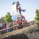 e7a7db55704b10f5842044165d3d8c04_XL