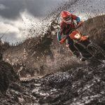 02_Action_KTM 300 EXC TPI MY2019