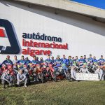 ITALIA_COMPLETA_CON STRISCIONE_RICORDO_PIANA_E_FORZA_CECCONATO