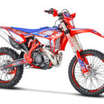 RR Racing 2T 250-300 MY22 front