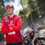 52879_GASGAS_X-Trial_Busto_Team_Static_Hero_055