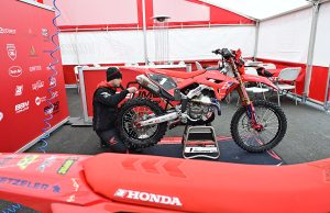 HOLCOMBE DEBUTTO ASSOLUTO A CAVAGLIA’ CON IL SOLO VERONA A TENERGLI TESTA DOMENICA GARA ANNULLATA PER MALTEMPO