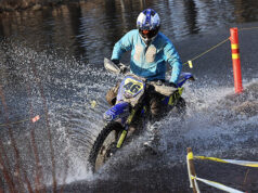 ENDURO CLASSICO DEL LAGO PÄIJÄNNE IN FINLANDIA VINCE EEMIL POHIOLA PER LA QUINTA VOLTA LA CLASSICA GARA INVERNALE PORTANDO DAL 1991 UNA YAMAHA YZ250 SUL GRADINO PIU’ ALTO DEL PODIO