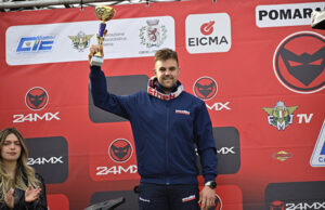 DOPPIO PODIO AGLI ASSOLUTI D’ITALIA ENDURO CON SEGNALI DI GRANDE CRESCITA PER IL TEAM OSELLINI HUSQVARNA MOTORCYCLES A POMARANCE DOPO IL PIU’ CHE POSITIVO DEBUTTO DI CAMAIORE A INIZIO MARZO