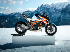 KTM PRESENTA LA NUOVA 1390 SUPER DUKE RR 2026