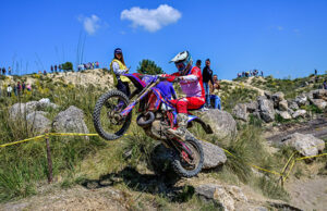 VITTORIA ASSOLUTA PER FORMABOOTS AGLI ASSOLUTI D’ITALIA ENDURO IN SICILIA CON BRAD FREMAN