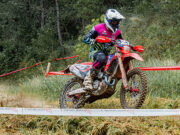 RACING TIME HONDA REDMOTO WORLD ENDURO TEAM AL GP DI SPAGNA DI OLIANA TRA SUPERTEST NOTTURNO PIOGGIA E POLVERE IN GARA
