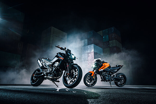 MY27 KTM 790 DUKE_3