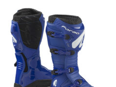 FORMA BOOTS TRACTION NUOVI COLORI FASHION CON LA STESSA VOGLIA DI VINCERE IN TUTTA SICUREZZA